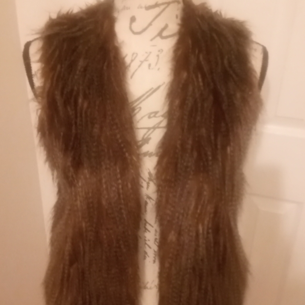 PINK REPUBLIC FUR VEST XS